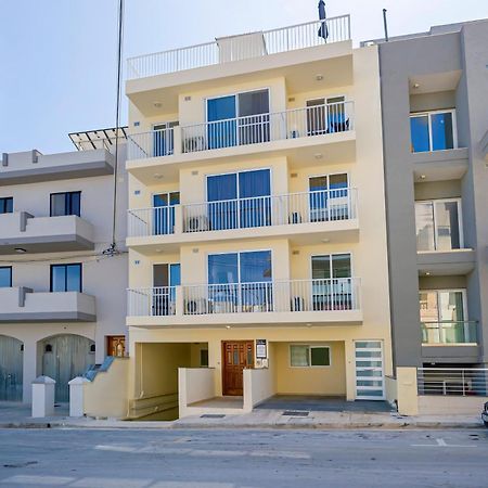 Summer Breeze 3 Bedroom Family Maisonette With Sunny Terrace In Mellieha - By Getawaysmalta Exterior photo