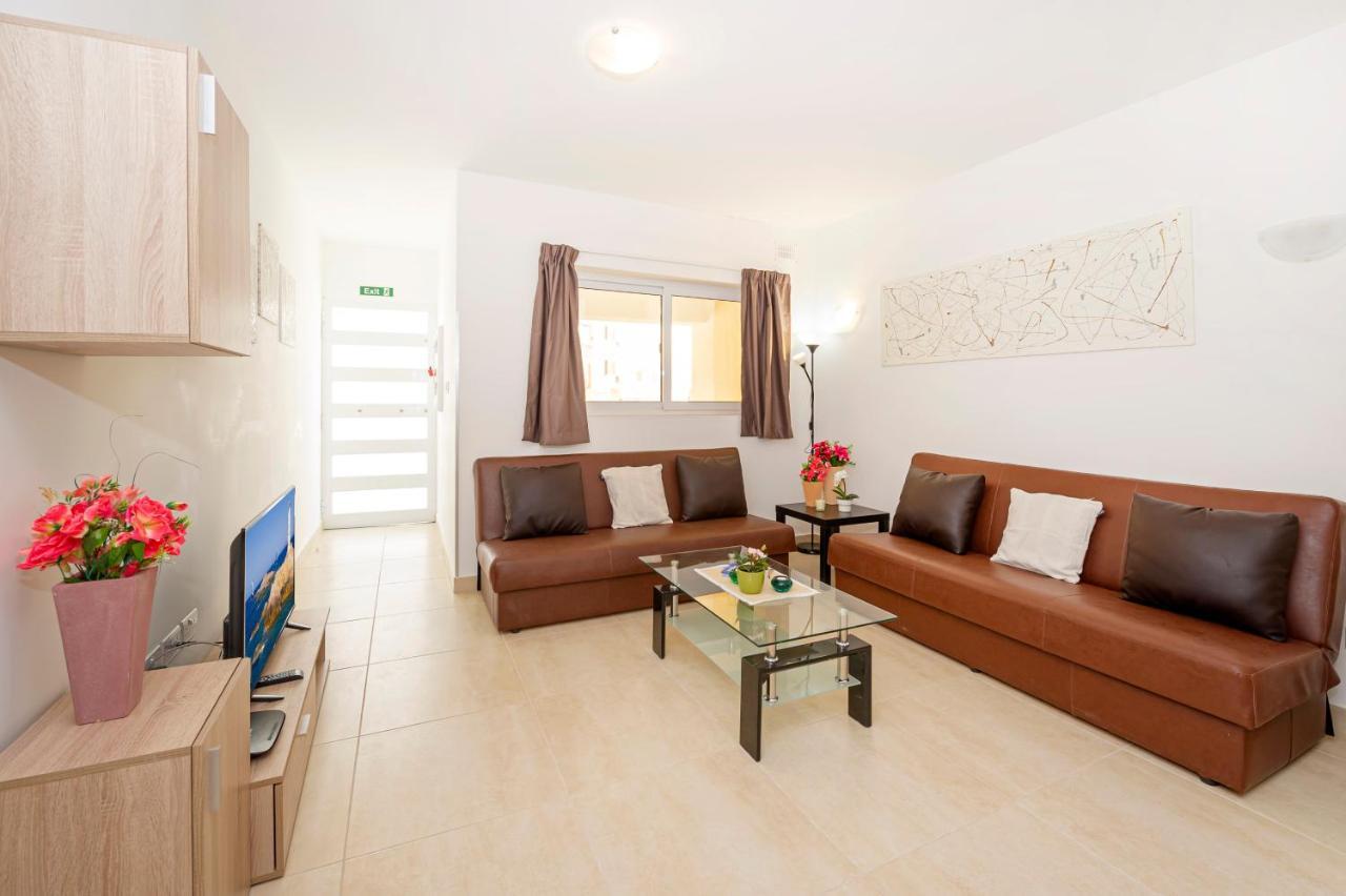 Summer Breeze 3 Bedroom Family Maisonette With Sunny Terrace In Mellieha - By Getawaysmalta Exterior photo